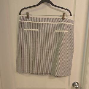 Talbots Striped Black and White Skirt Size 14 EUC